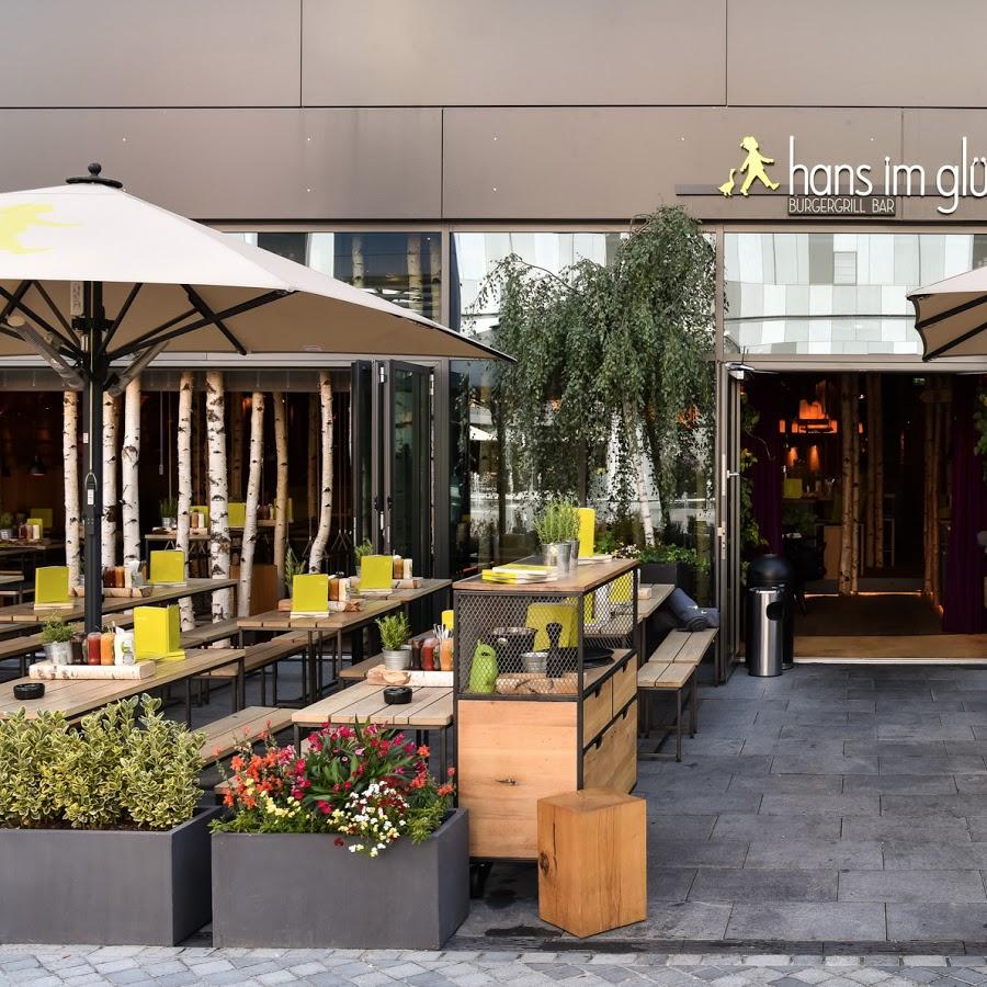 Restaurant "HANS IM GLÜCK Burgergrill & Bar" in Berlin