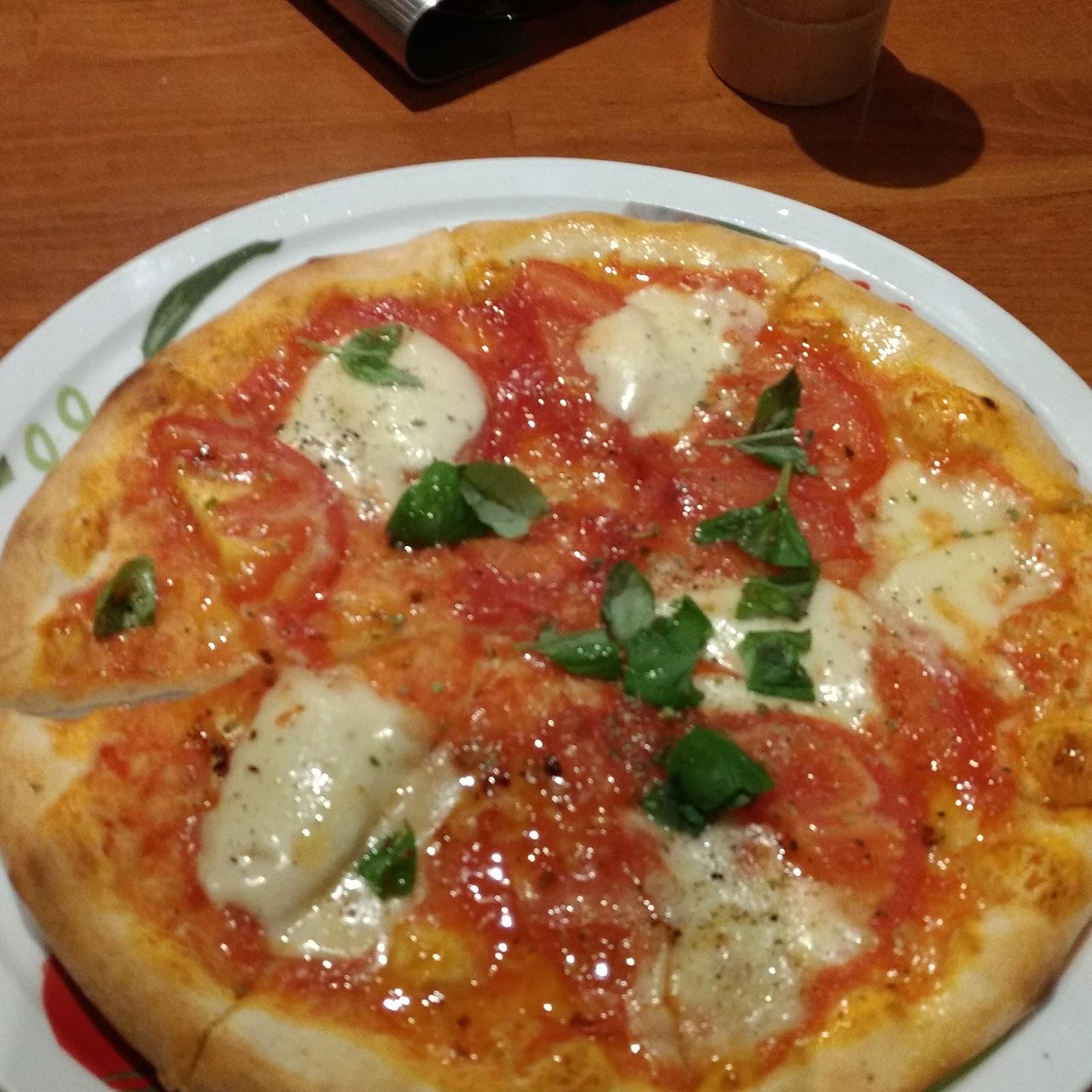Restaurant "Papa’s Pizza" in Rodgau