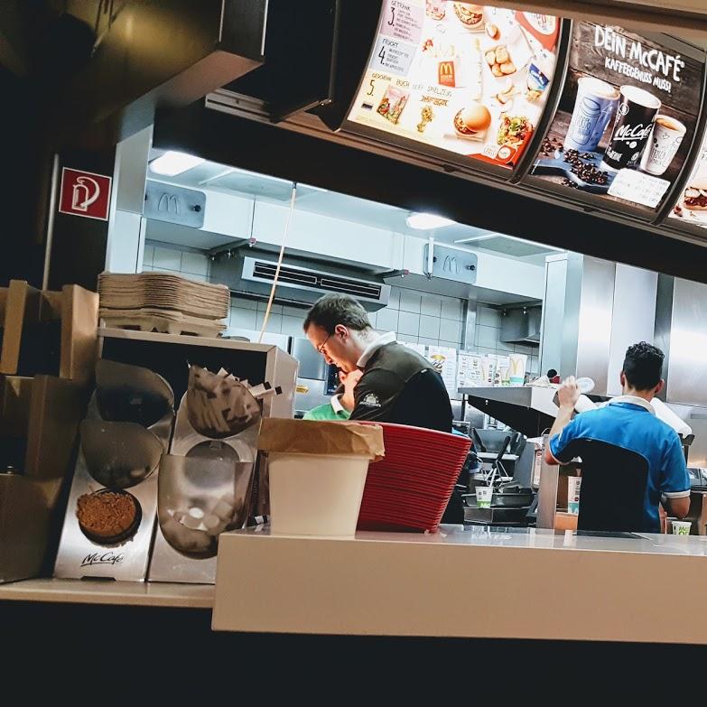 Restaurant "McDonald