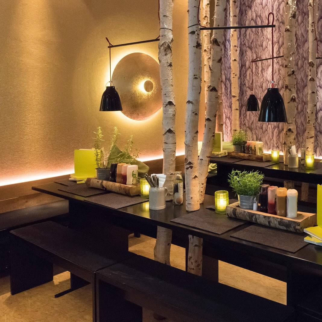 Restaurant "HANS IM GLÜCK Burgergrill & Bar" in München