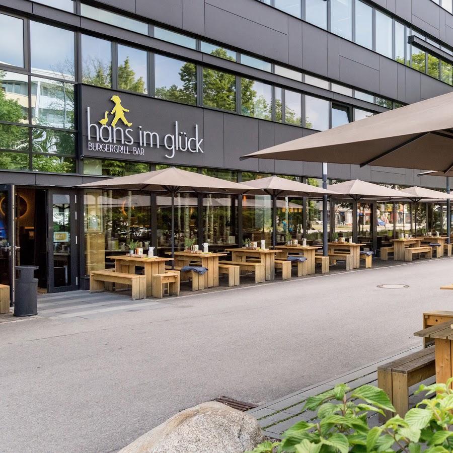 Restaurant "HANS IM GLÜCK Burgergrill & Bar" in München