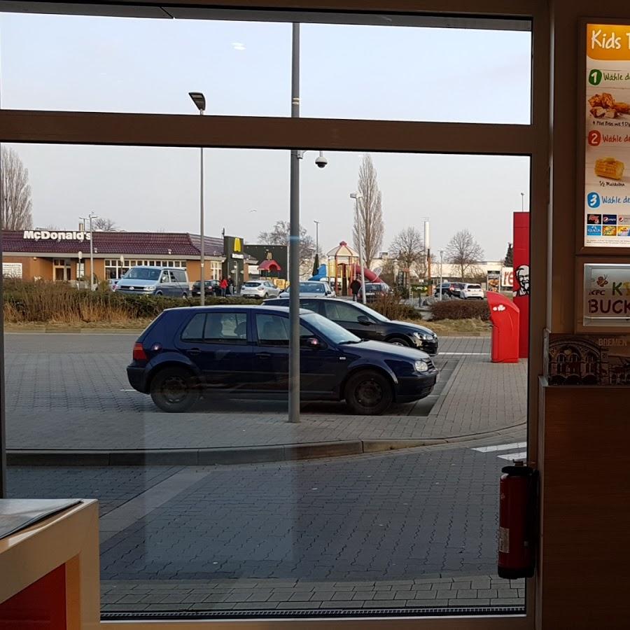 Restaurant "Kentucky Fried Chicken" in Bremen