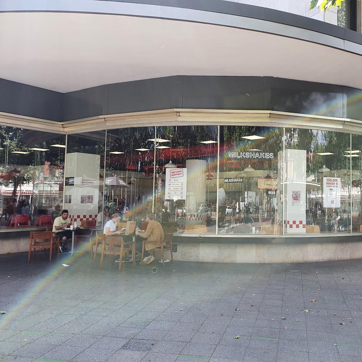 Restaurant "Five Guys am Ku