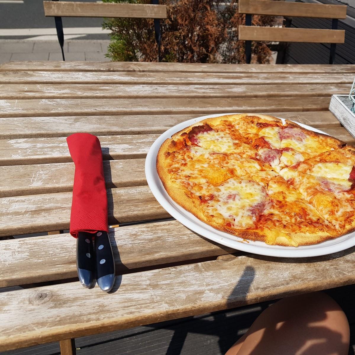 Restaurant "Pizza Royal" in Düsseldorf