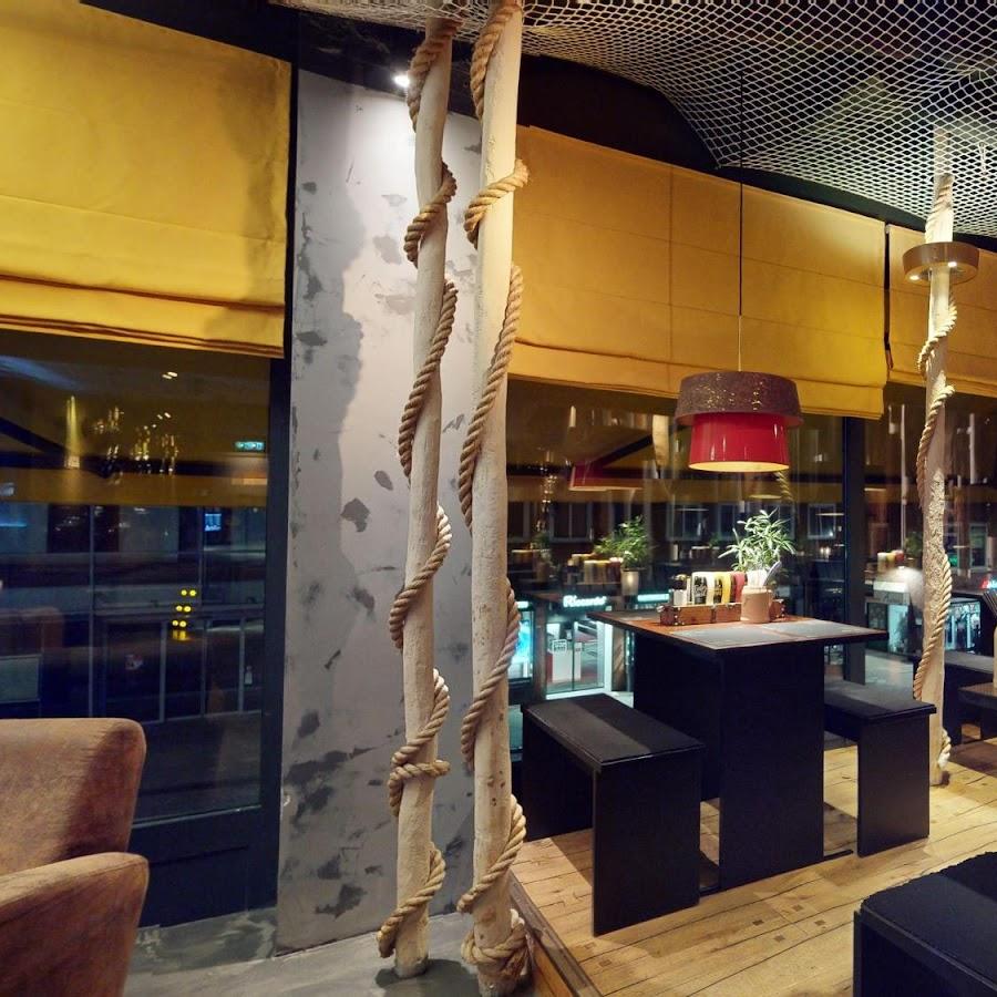 Restaurant "PETER PANE Burgergrill & Bar" in Lübeck