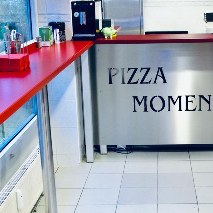 Restaurant "Pizza Moment" in Oberschleißheim