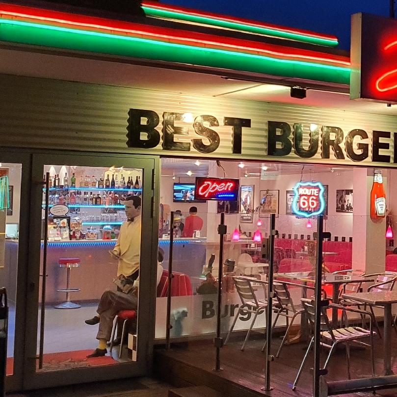 Restaurant "Hollywood Canteen Bramfeld" in Hamburg