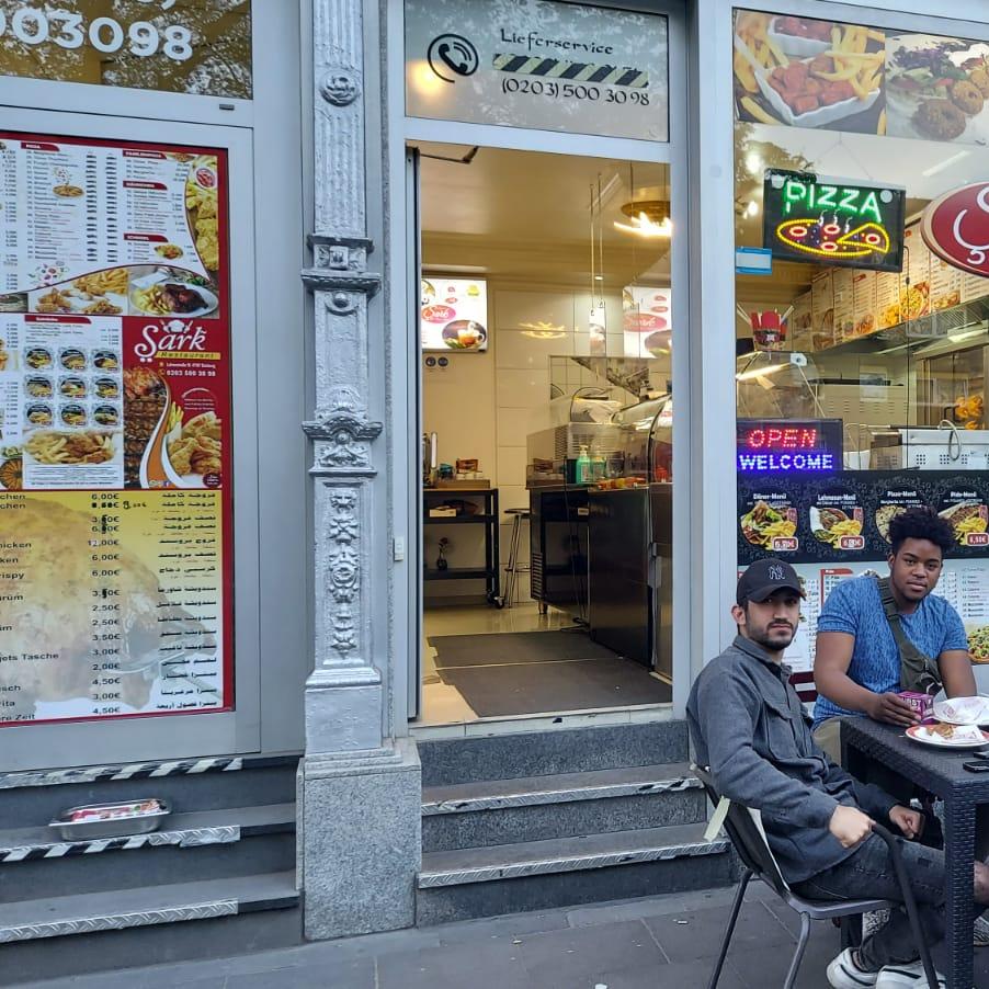 Restaurant "Sark grillhähnchen Pizza döner" in Duisburg