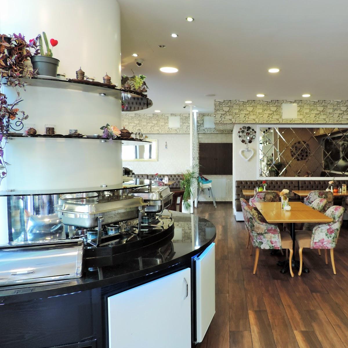 Restaurant "Saray Restaurant & Cafe" in Frankfurt am Main