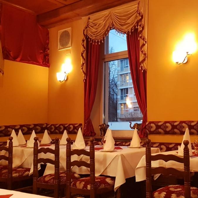 Restaurant "Daawat Indisches Restaurant Biergarten" in München