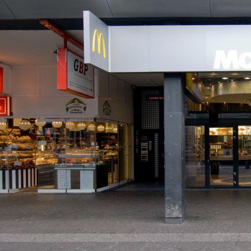 Restaurant "McDonald