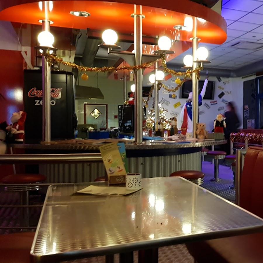 Restaurant "Mamas Pizza Place - Mama