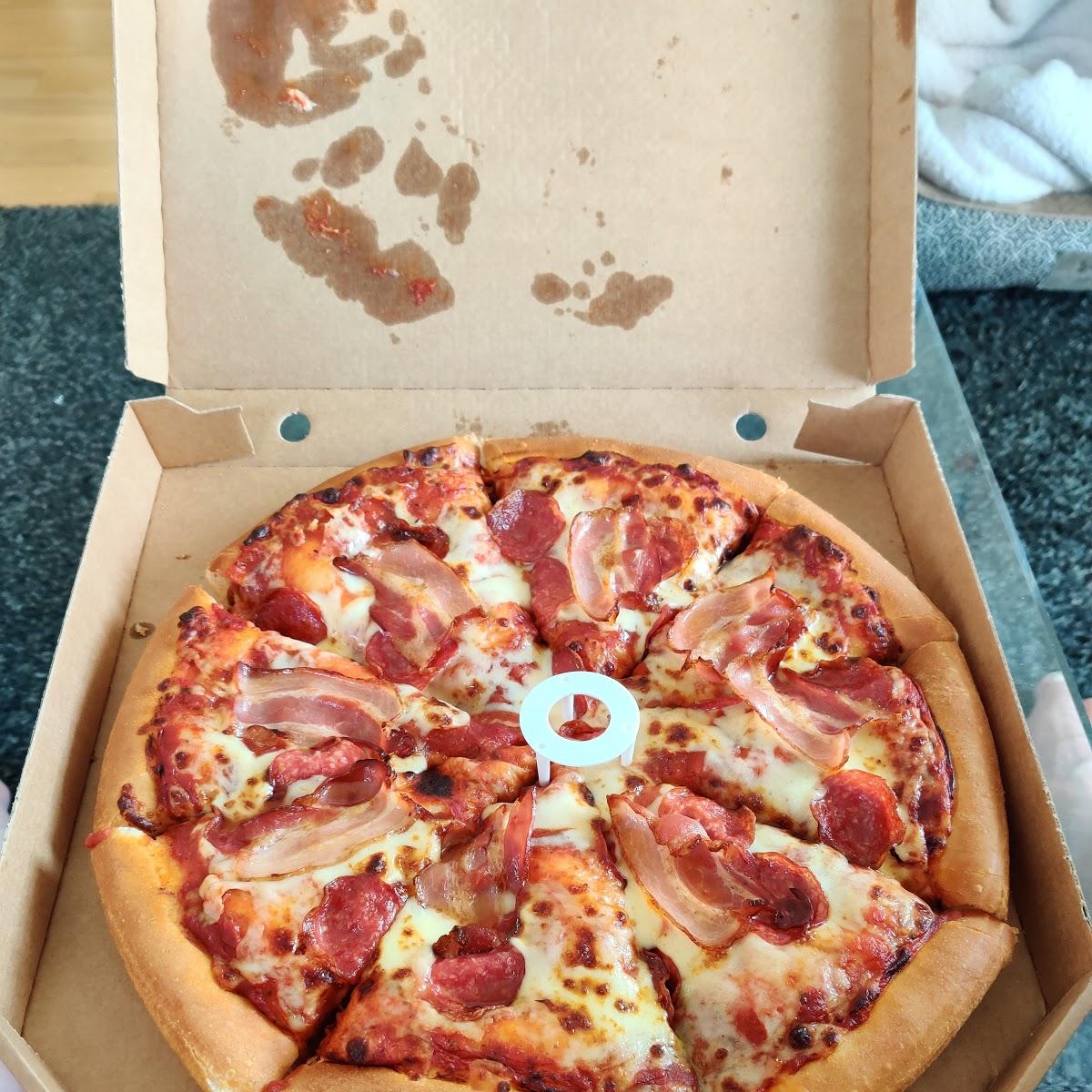 Restaurant "Pizza Hut Frankfurt, Skyline Plaza" in Frankfurt am Main