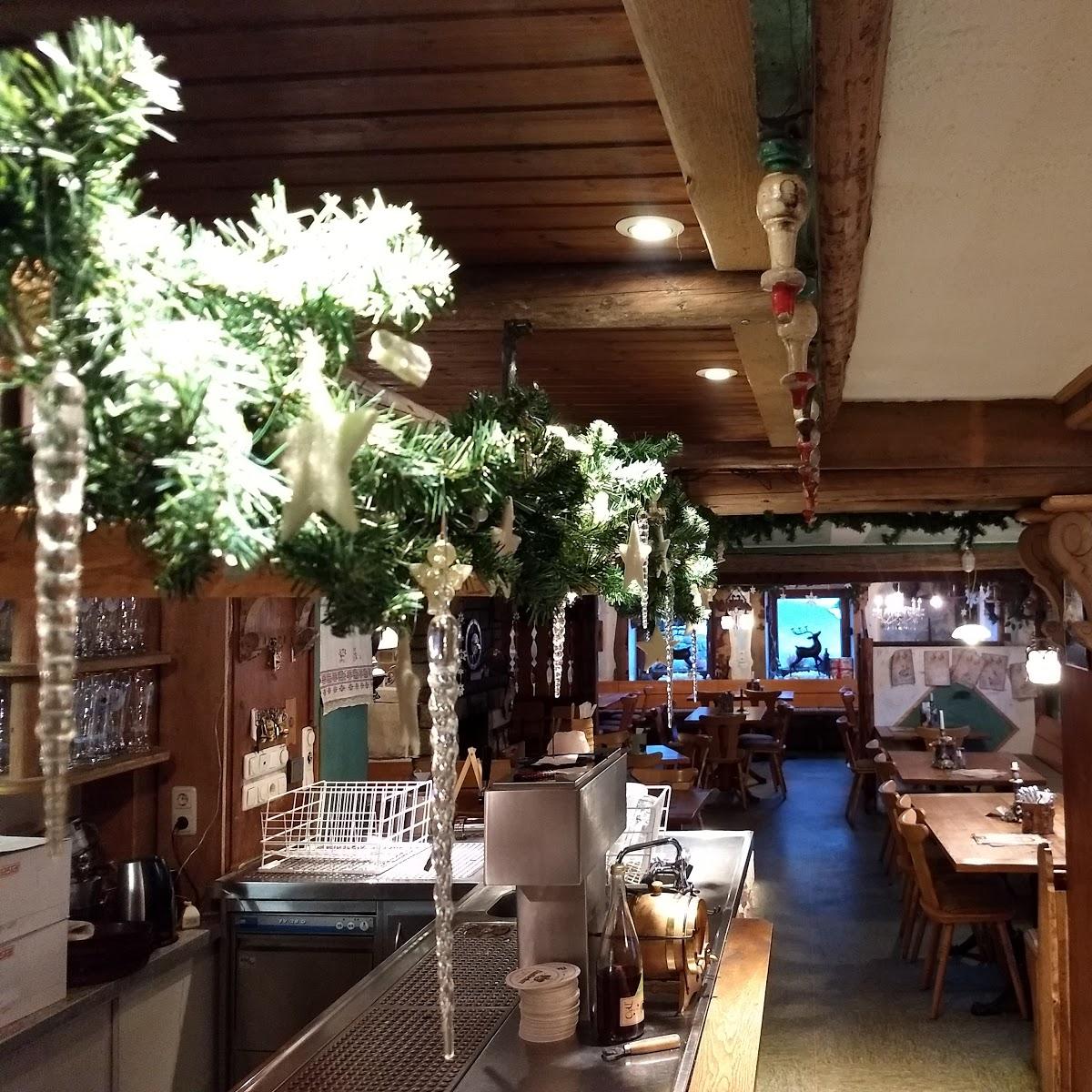 Restaurant "Hirschbergers Holzofenkuchl" in Brennberg