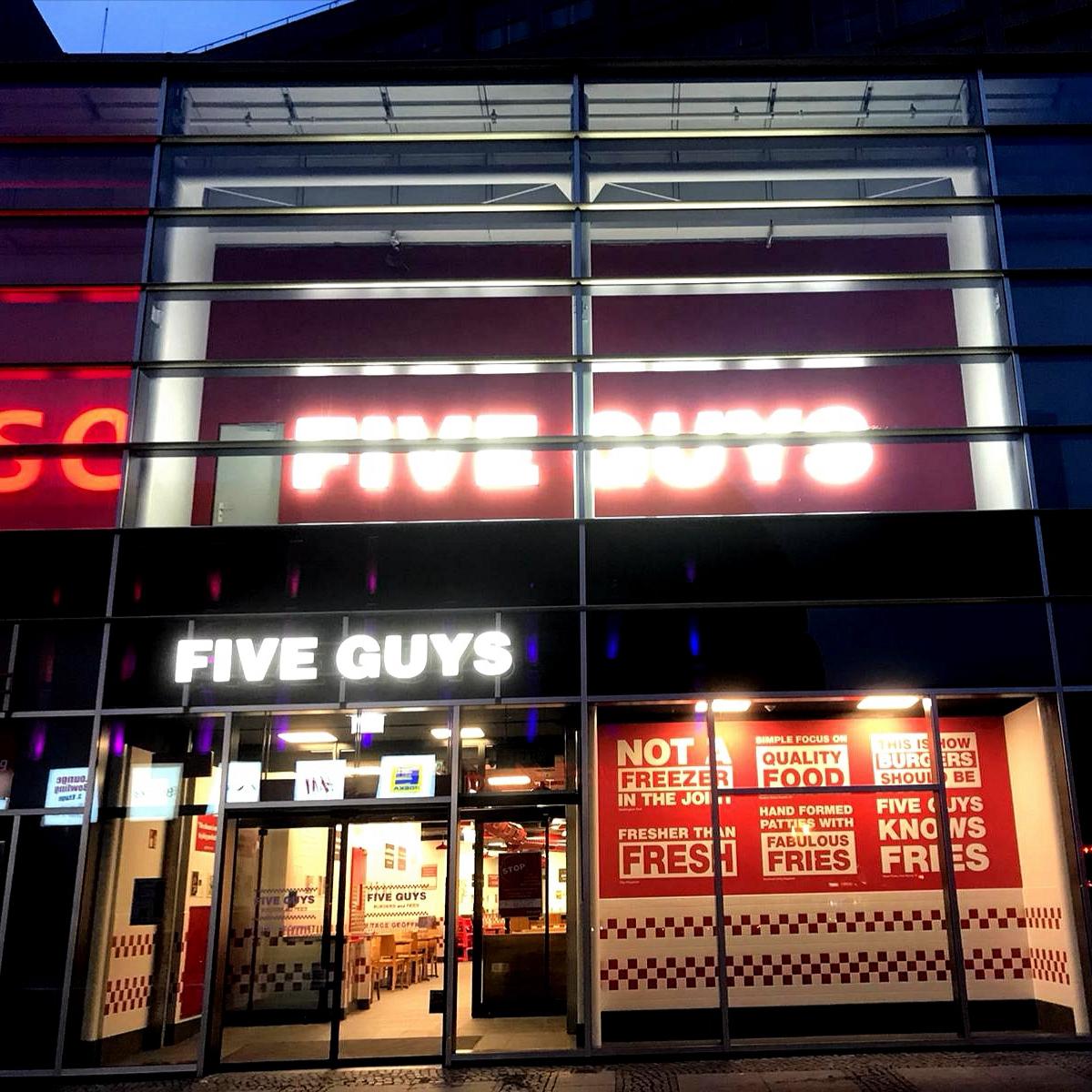 Restaurant "Five Guys" in Berlin