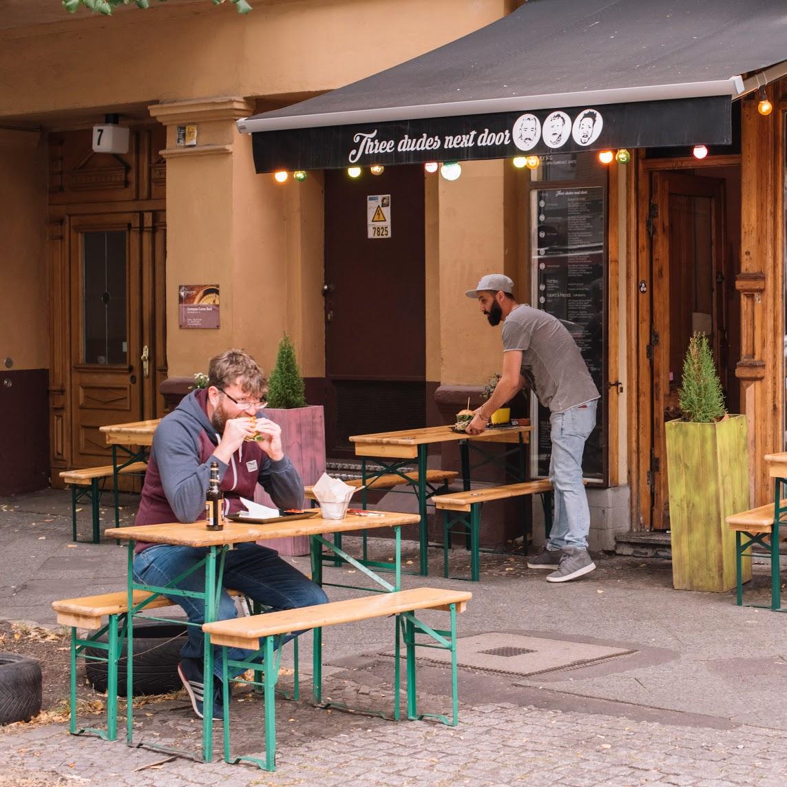 Restaurant "Three dudes next door" in Berlin