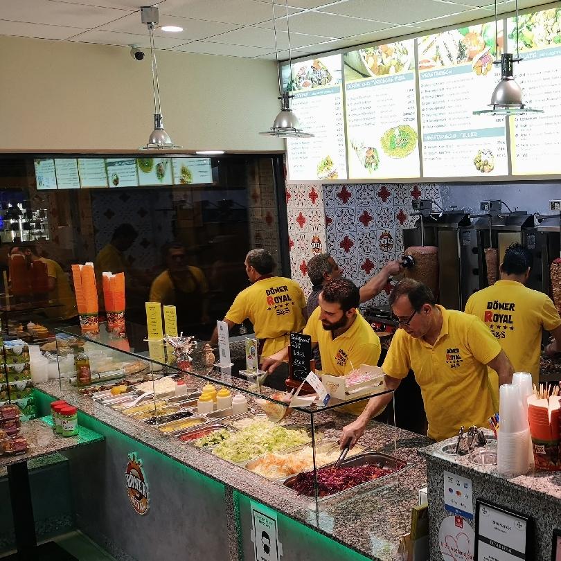 Restaurant "DÖNER ROYAL" in Leipzig