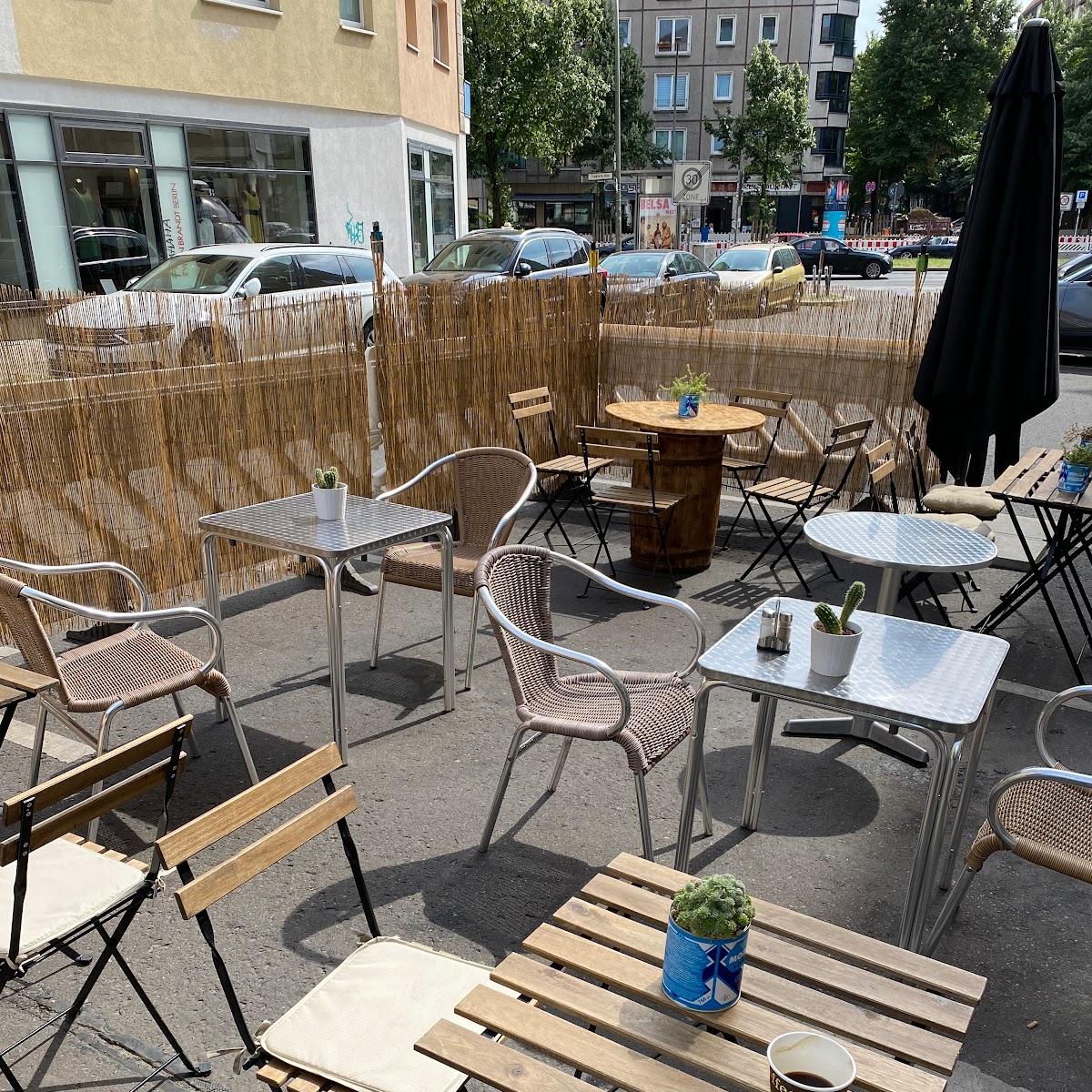 Restaurant "Café & Bäckerei CaMelina" in Berlin