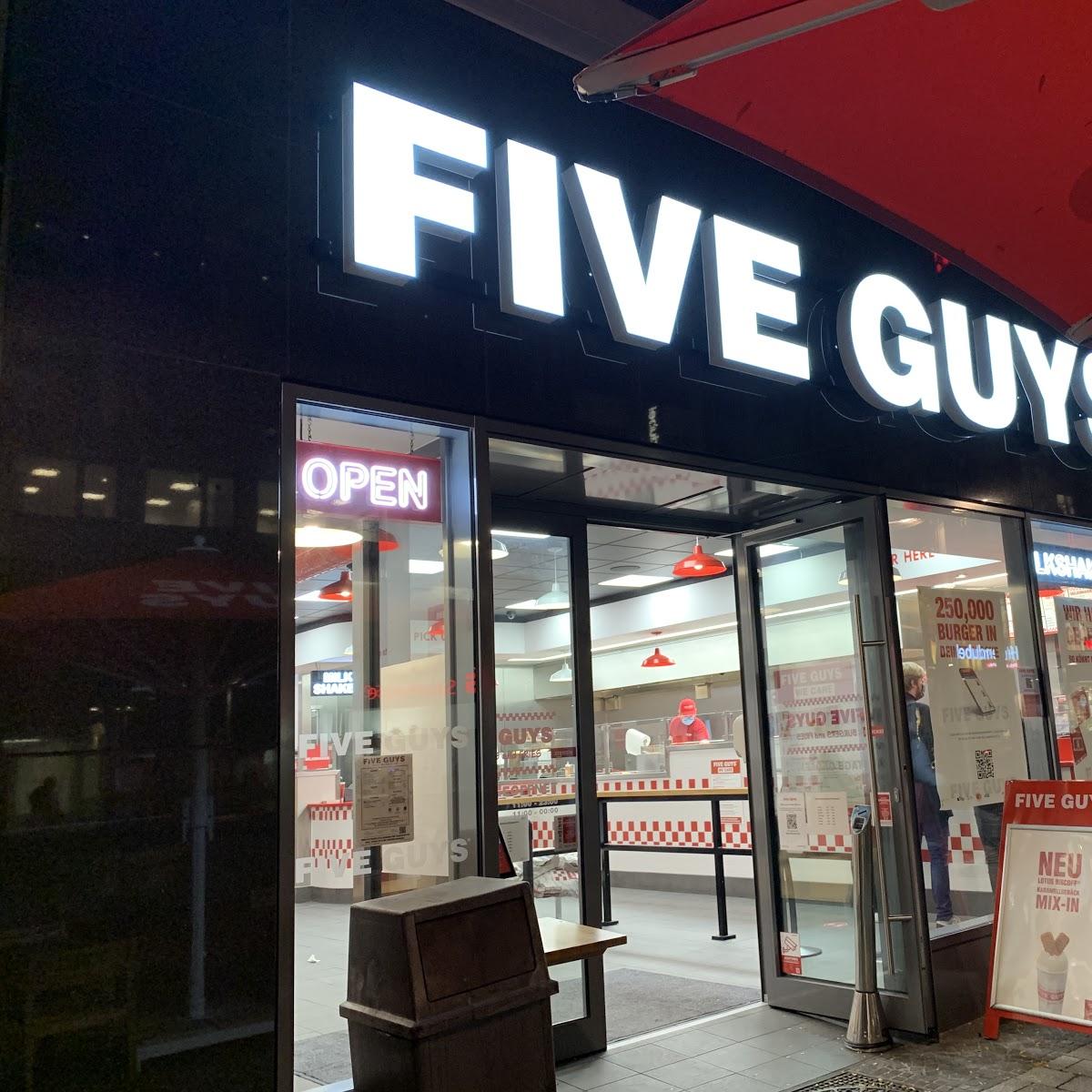 Restaurant "Five Guys" in Hannover