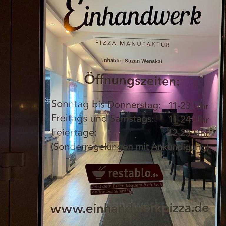 Restaurant "Einhandwerk Pizza Manufaktur" in Lübeck
