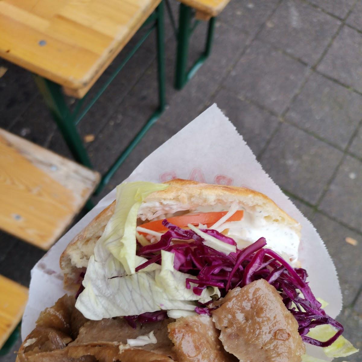 Restaurant "Tonos Döner Kebap" in Karlsruhe