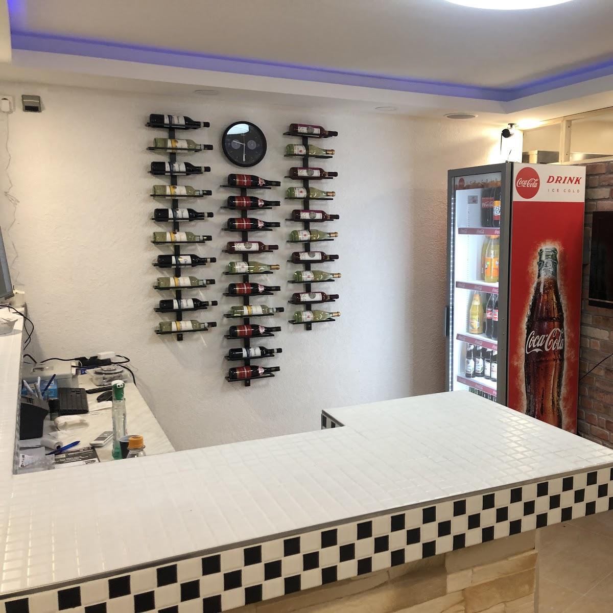 Restaurant "RED PEPPERS" in Erlenbach