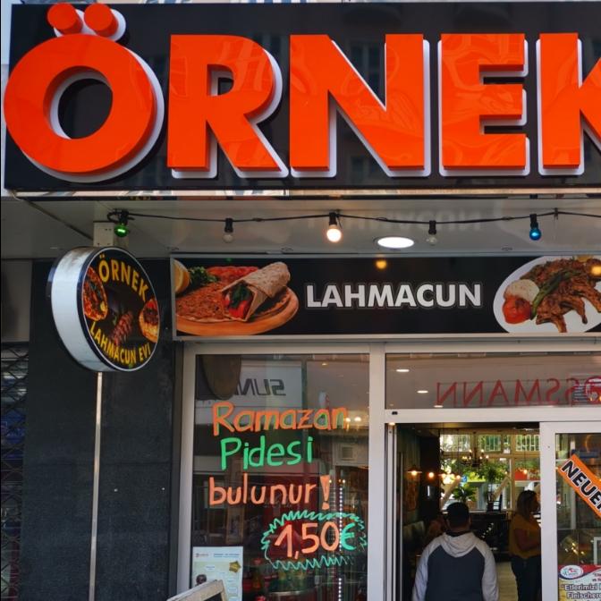Restaurant "Örnek Lahmacun Grillhaus" in Berlin