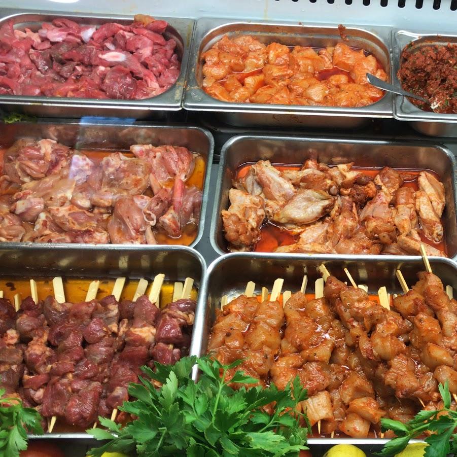 Restaurant "MEHUR Köfteci Schöneberg 1986" in Berlin