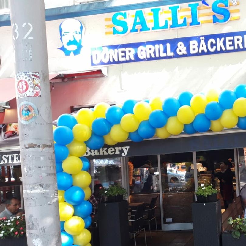 Restaurant "Sallis Döner Grill & Bäckerei" in Hamburg