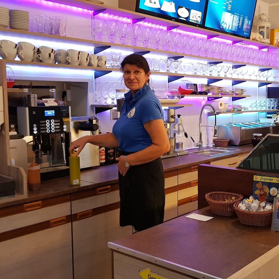 Restaurant "Eiscafé Eisjunge - Eis aus eigener Herstellung" in  Fredersdorf-Vogelsdorf