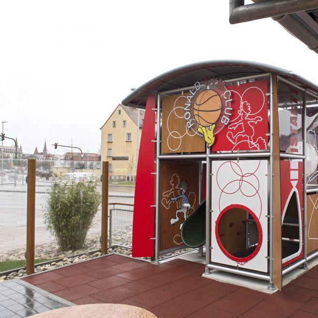 Restaurant "McDonald