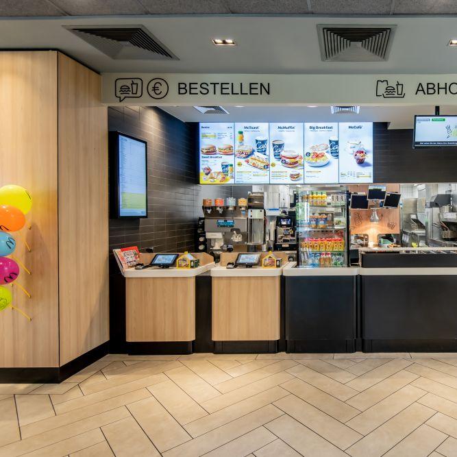 Restaurant "McDonald