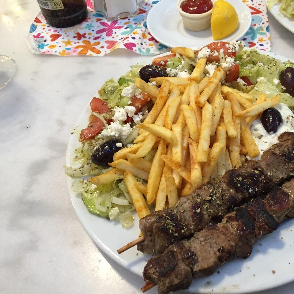 Restaurant "Cafe Bistro Levkos Pyrgos" in Frankfurt am Main