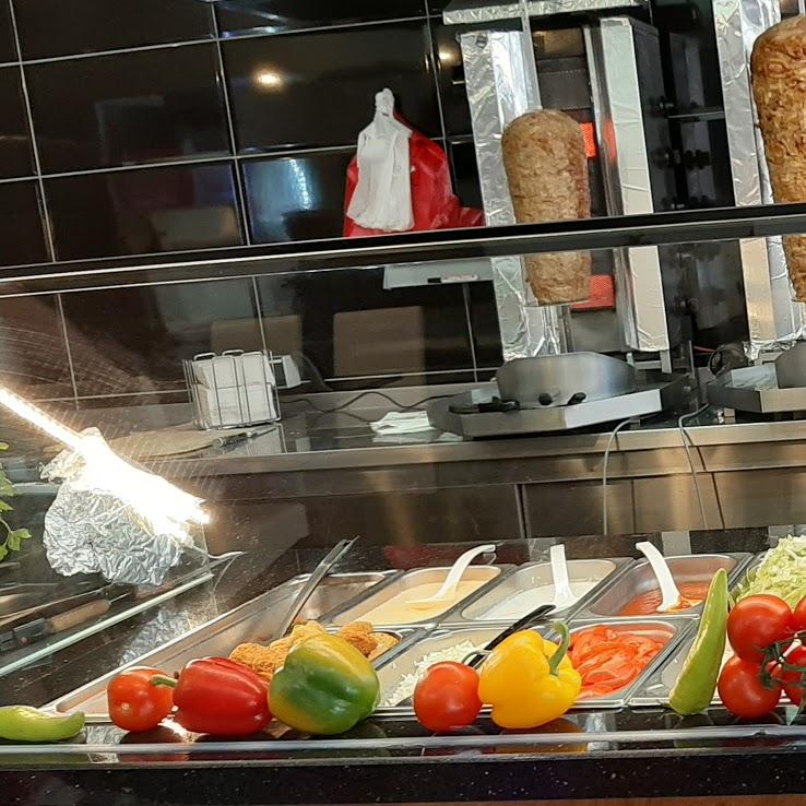 Restaurant "MAD Pizza & Döner" in  Zirndorf