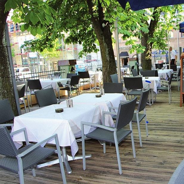Restaurant "Café, Bar & Restaurant Maroni" in  Zirndorf