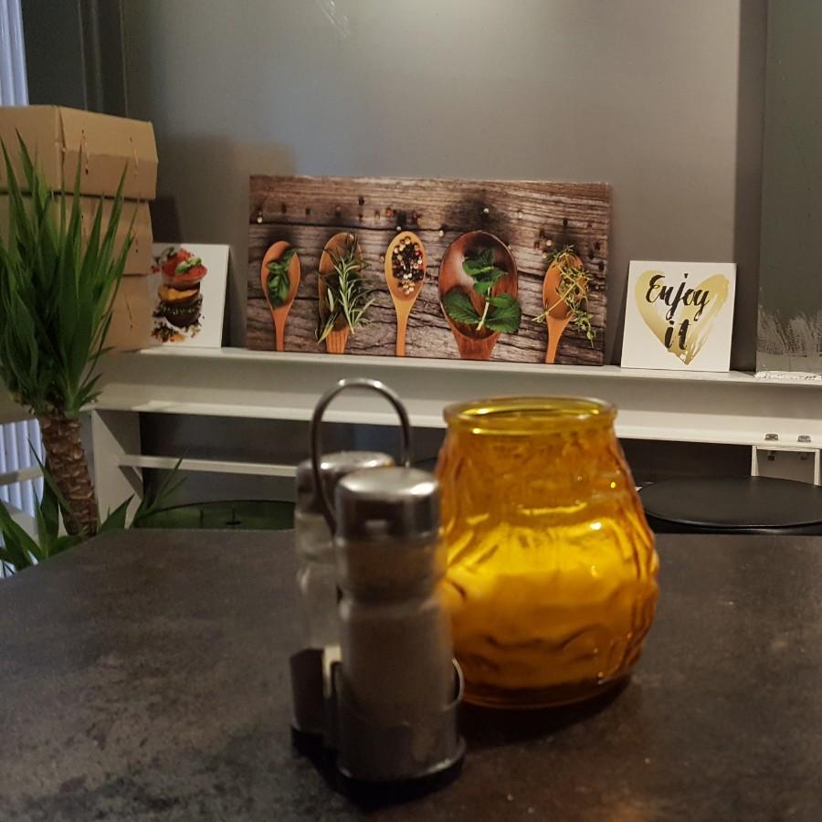 Restaurant "Falafello - the World of Falafel Halle Reileck" in Halle (Saale)