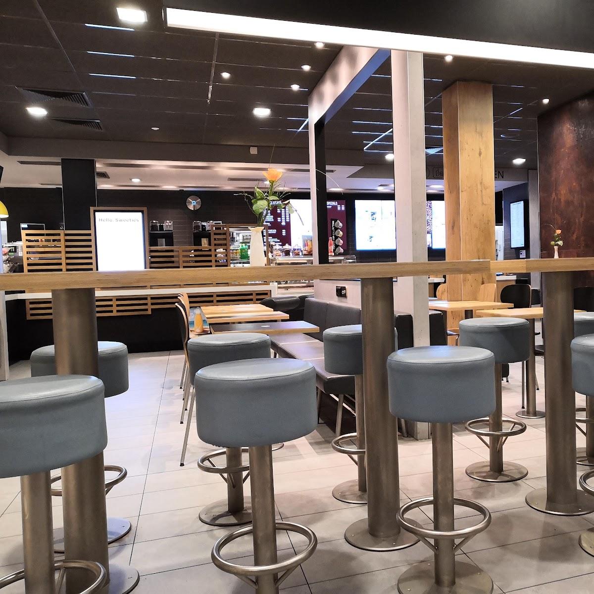 Restaurant "McDonald