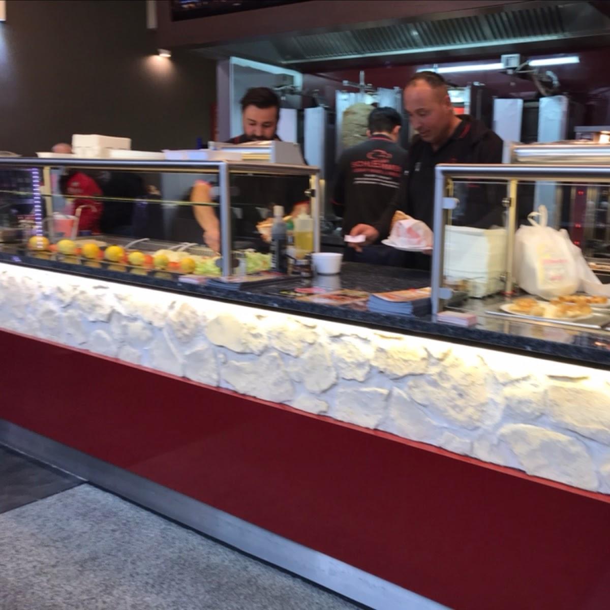 Restaurant "Schlemmerecke 2 - Kebap Haus & Imbiss" in Düsseldorf