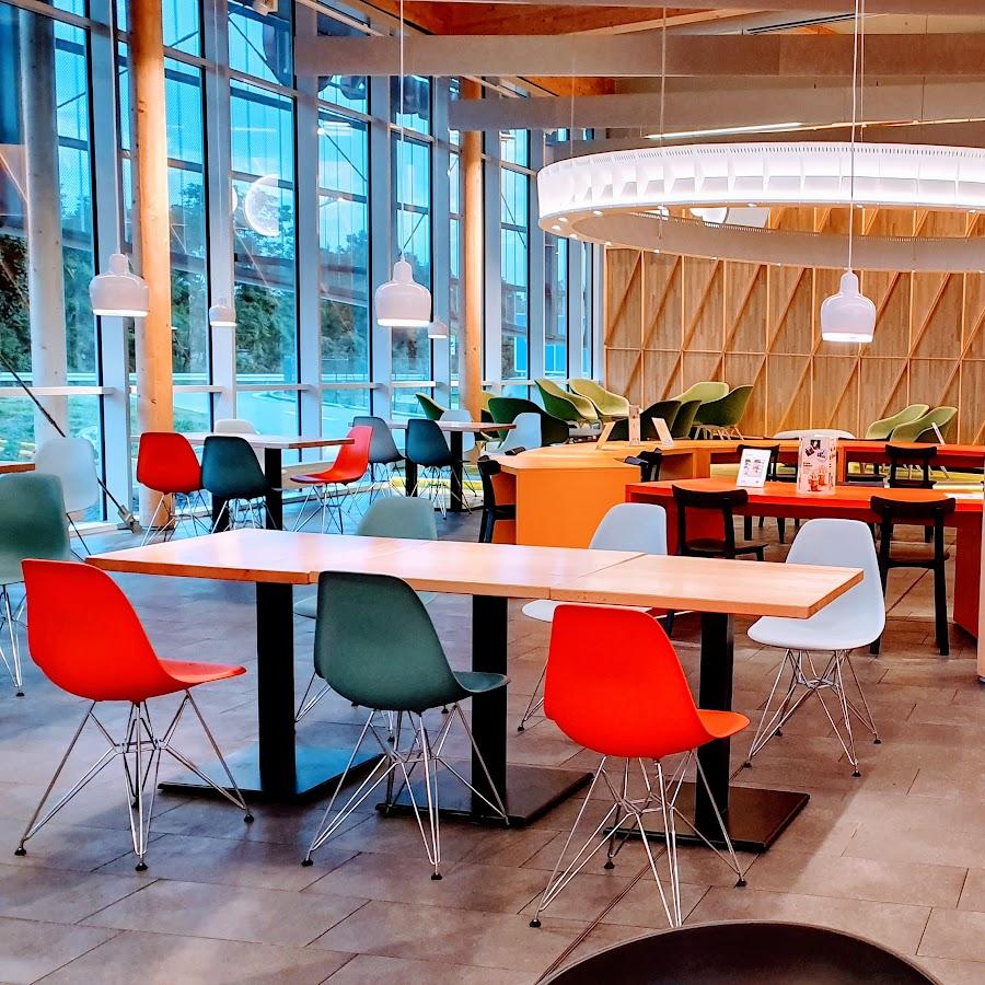 Restaurant "Serways Raststätte  Ost" in Vaterstetten