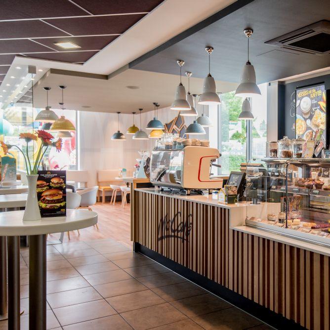 Restaurant "McDonald