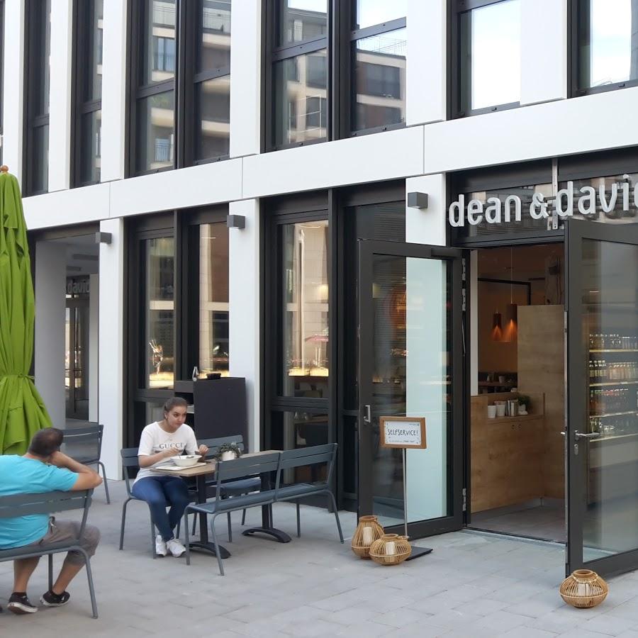 Restaurant "dean&david" in Stuttgart