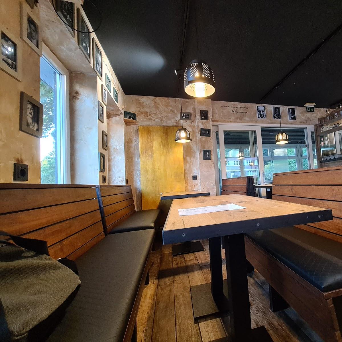 Restaurant "Tarsusi Köz - Anatolian street food Wandsbek" in Hamburg