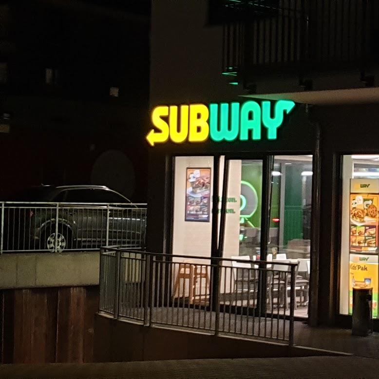 Restaurant "Subway" in Petersberg