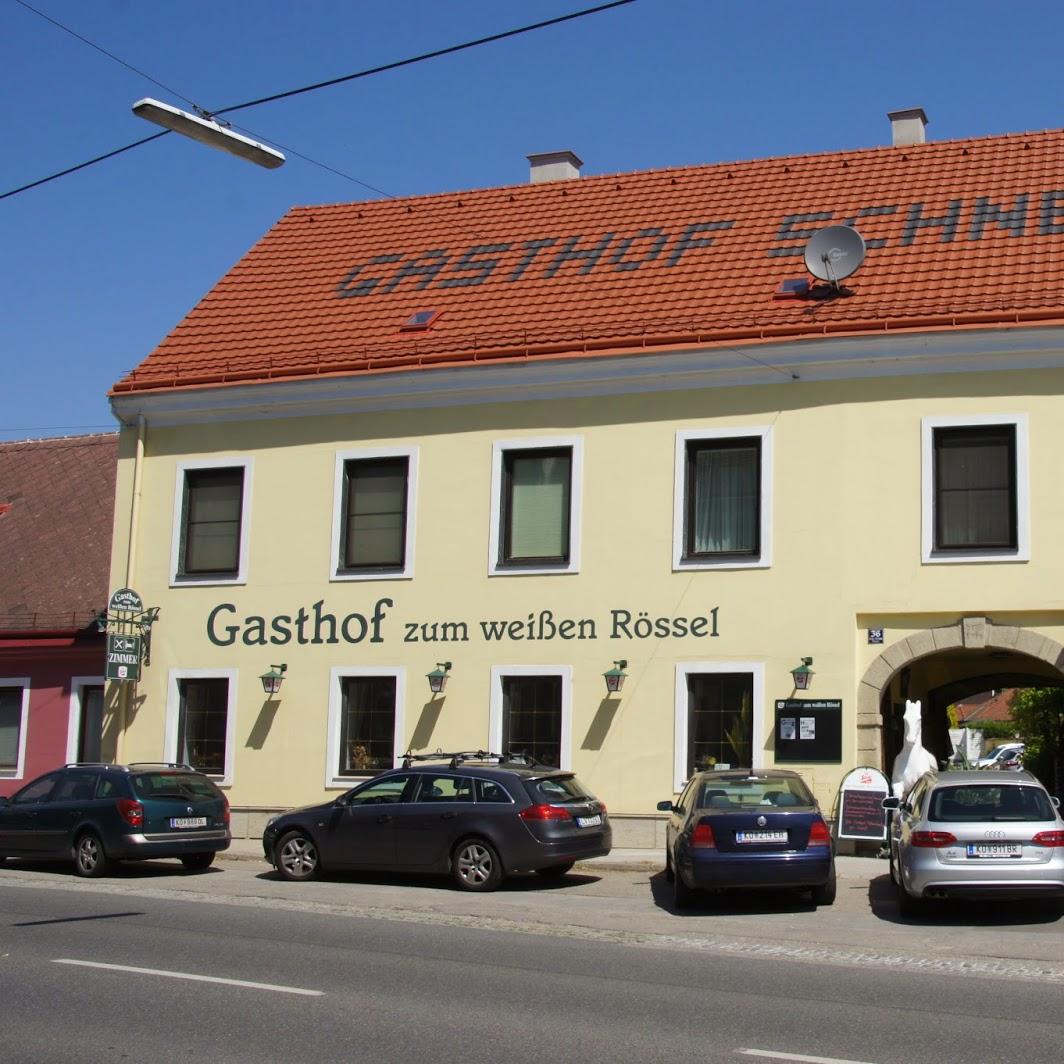 Restaurant "Gasthof Zum Weißen Rössl" in Stockerau