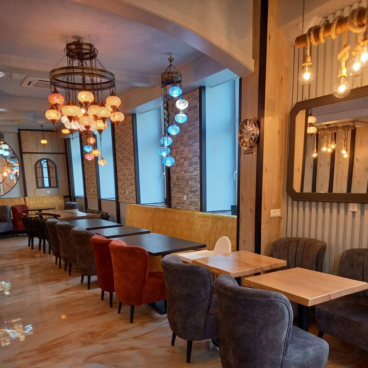 Restaurant "Restaurant und Cafe Familie Toluay" in Gemeinde Hollabrunn