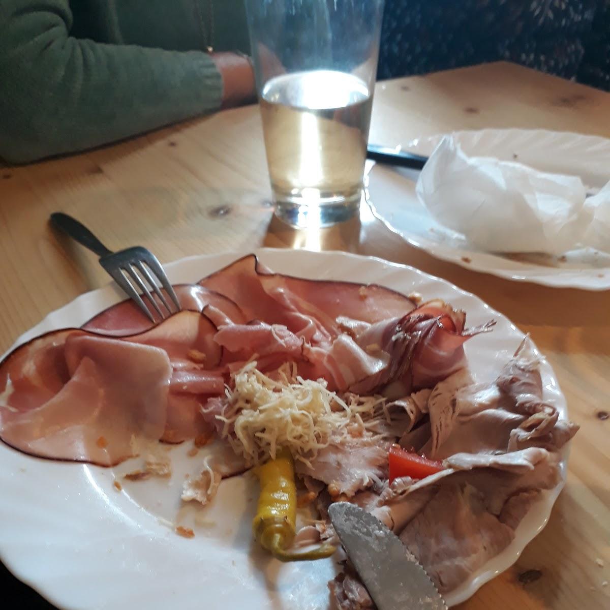 Restaurant "Heuriger Toifl" in Göllersdorf