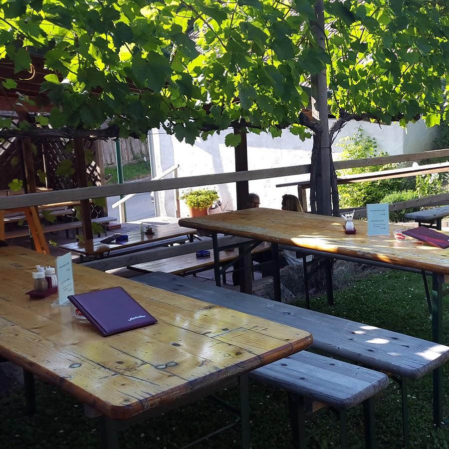 Restaurant "Florianiheuriger Ernst" in Viendorf