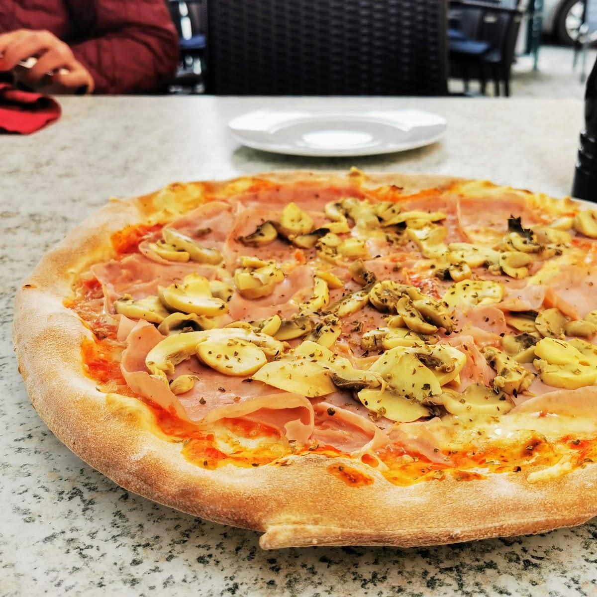 Restaurant "Gasthaus zur Stadt" in Retz