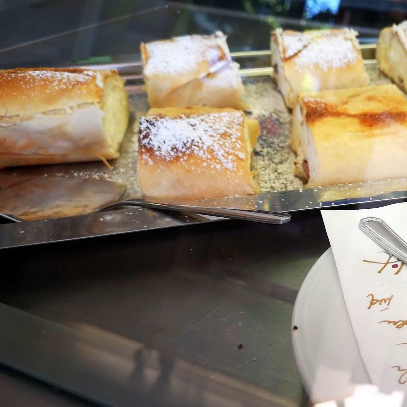 Restaurant "Café Restaurant Nationalpark Thayatal" in Hardegg