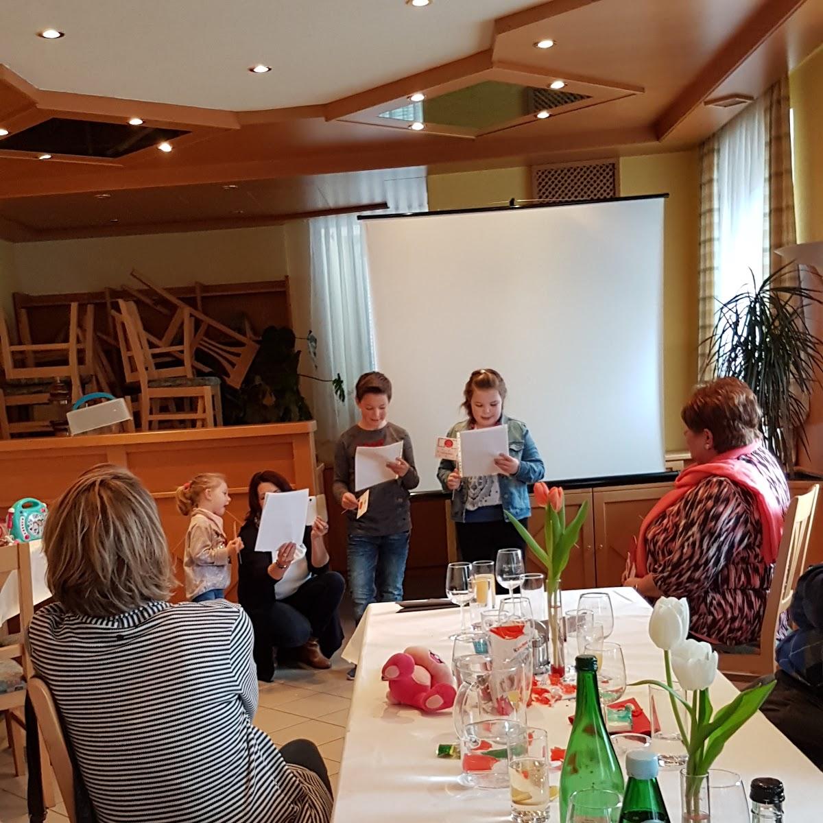 Restaurant "Gasthof „Zum weißen Rössel“" in Weitersfeld